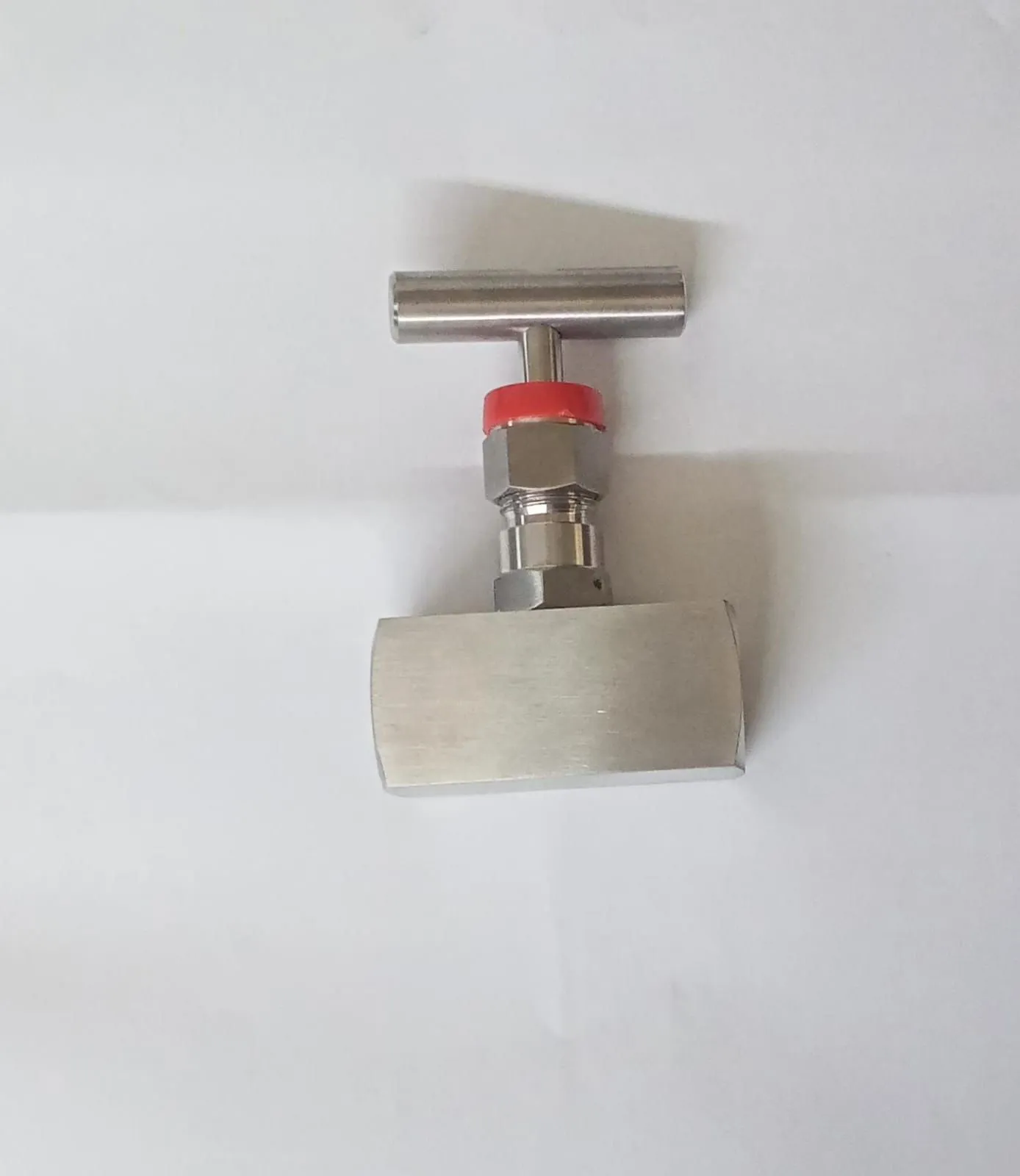 Needle Valve (Female x Female)